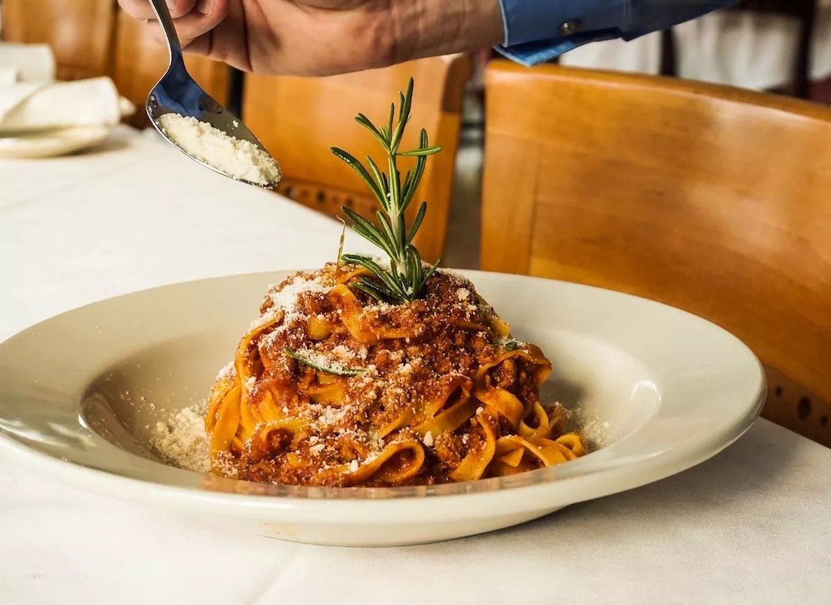 The Eight Must-Try Dishes for Crave GFL Restaurant Month