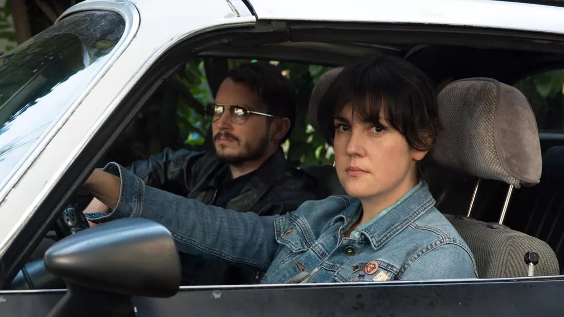 It’s Melanie Lynskey vs. a World of Pricks in Netflix’s <i>I Don’t Feel at Home in This World Anymore</i>
