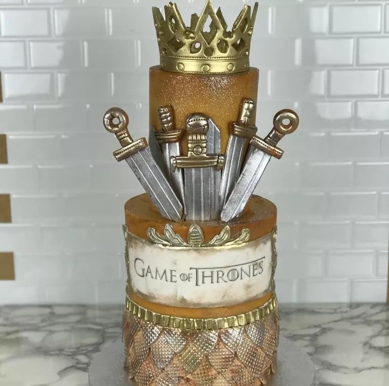 Celebrate the Final Season of <i>Game of Thrones</i> With These Westeros-Inspired Snacks