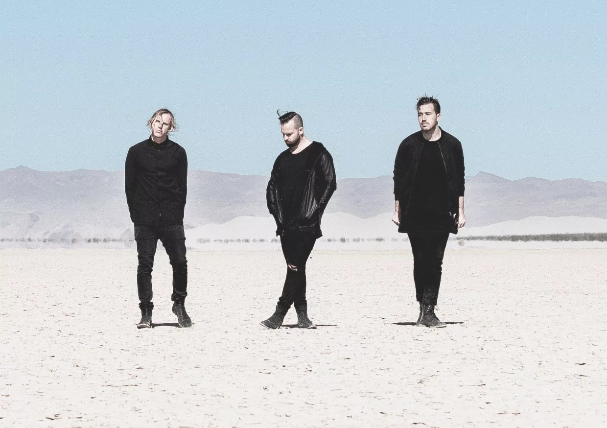 Rüfüs Du Sol Brings a Surprising Live Show to Bayfront Park