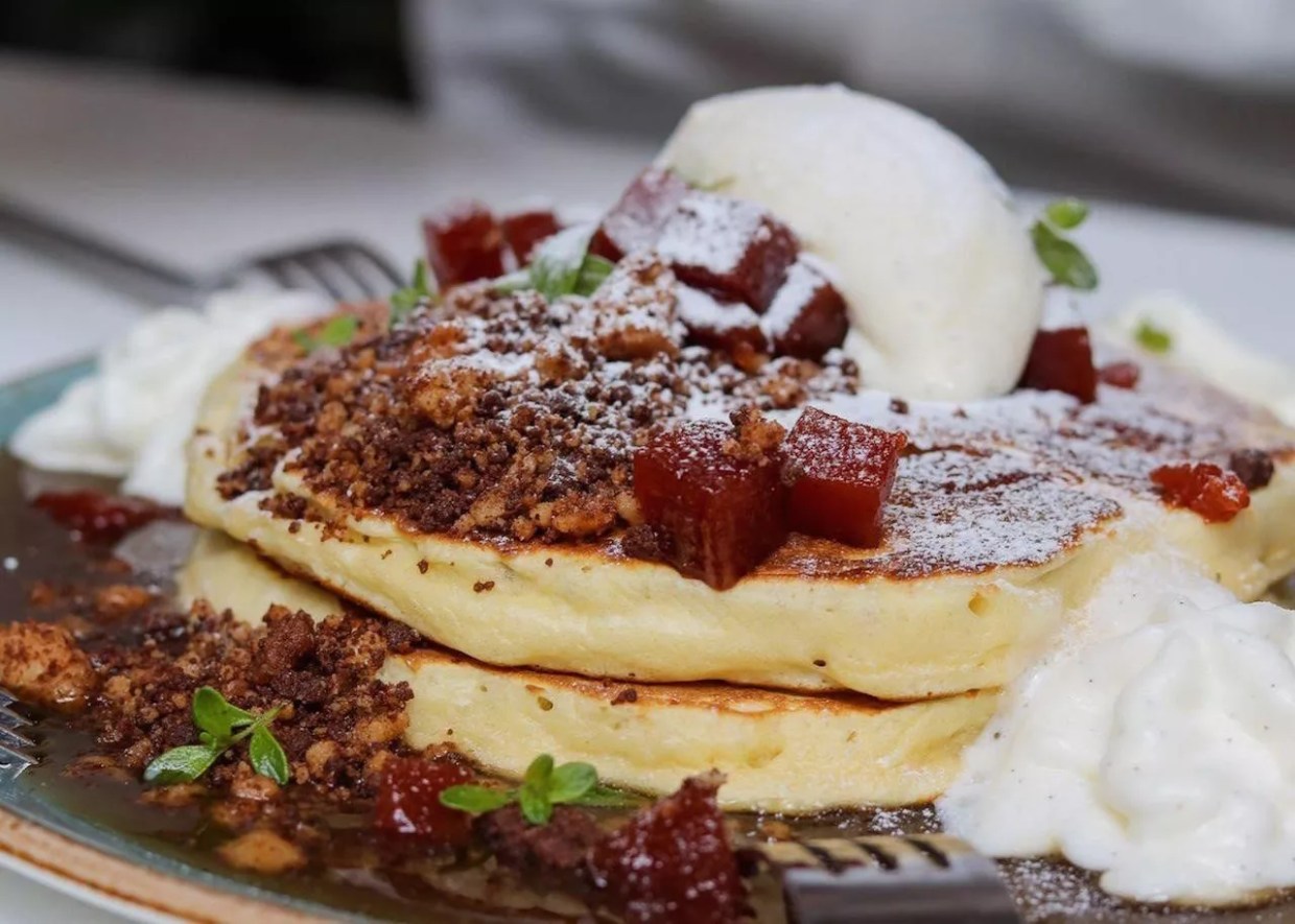 Six Restaurants to Try While Riding the Brightline