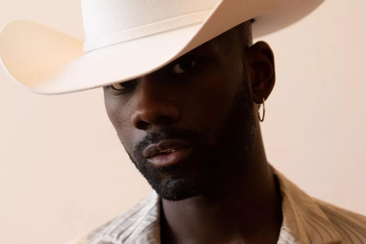 Samoht Bridges Forward-Thinking R&B and His Southern Roots