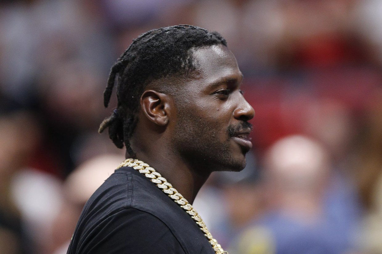 Antonio Brown Throws Penis-Shaped Gummies at His Ex Outside Broward Home
