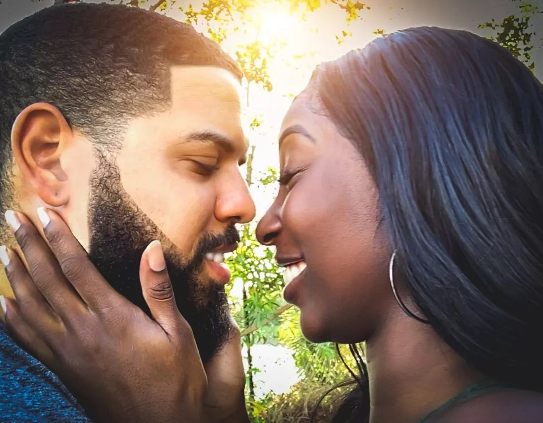 South Florida Couple Goes Viral After Offering Free Virtual Photo Shoots