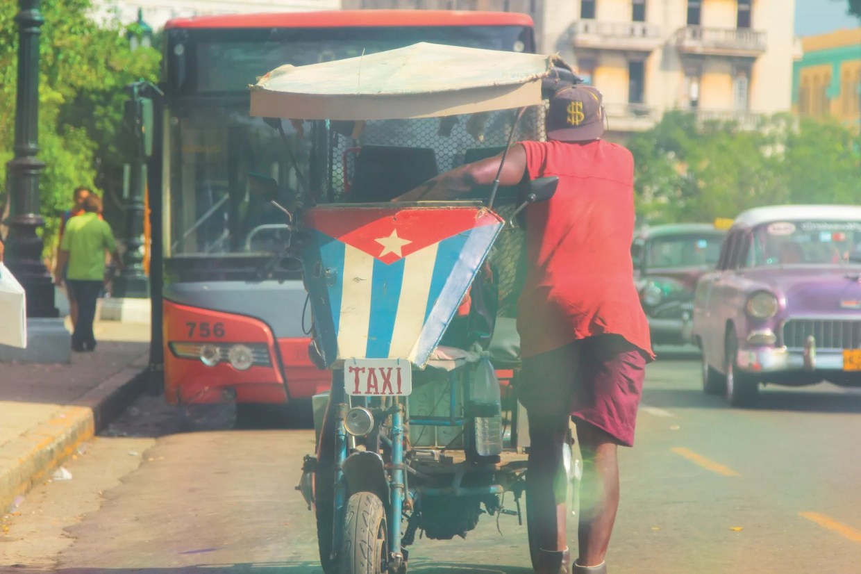 In His New Photobook, Daniel Duncan Captures Rare Glimpse of Cuba